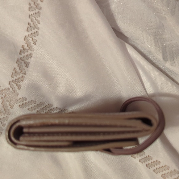 LOUIS VUITTON Epi Leather Elastic Loop Trifold Wallet with COA Taupe VGUC - Picture 12 of 13